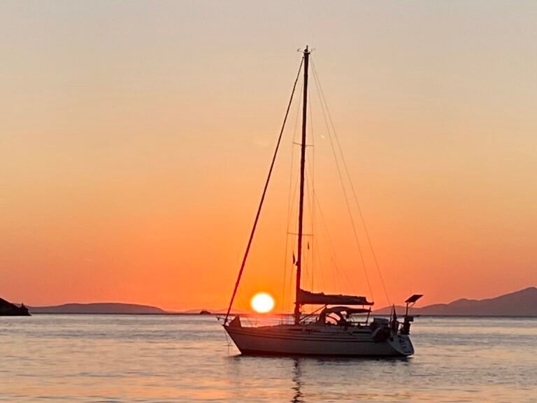The Sailing Hobo Story Begins